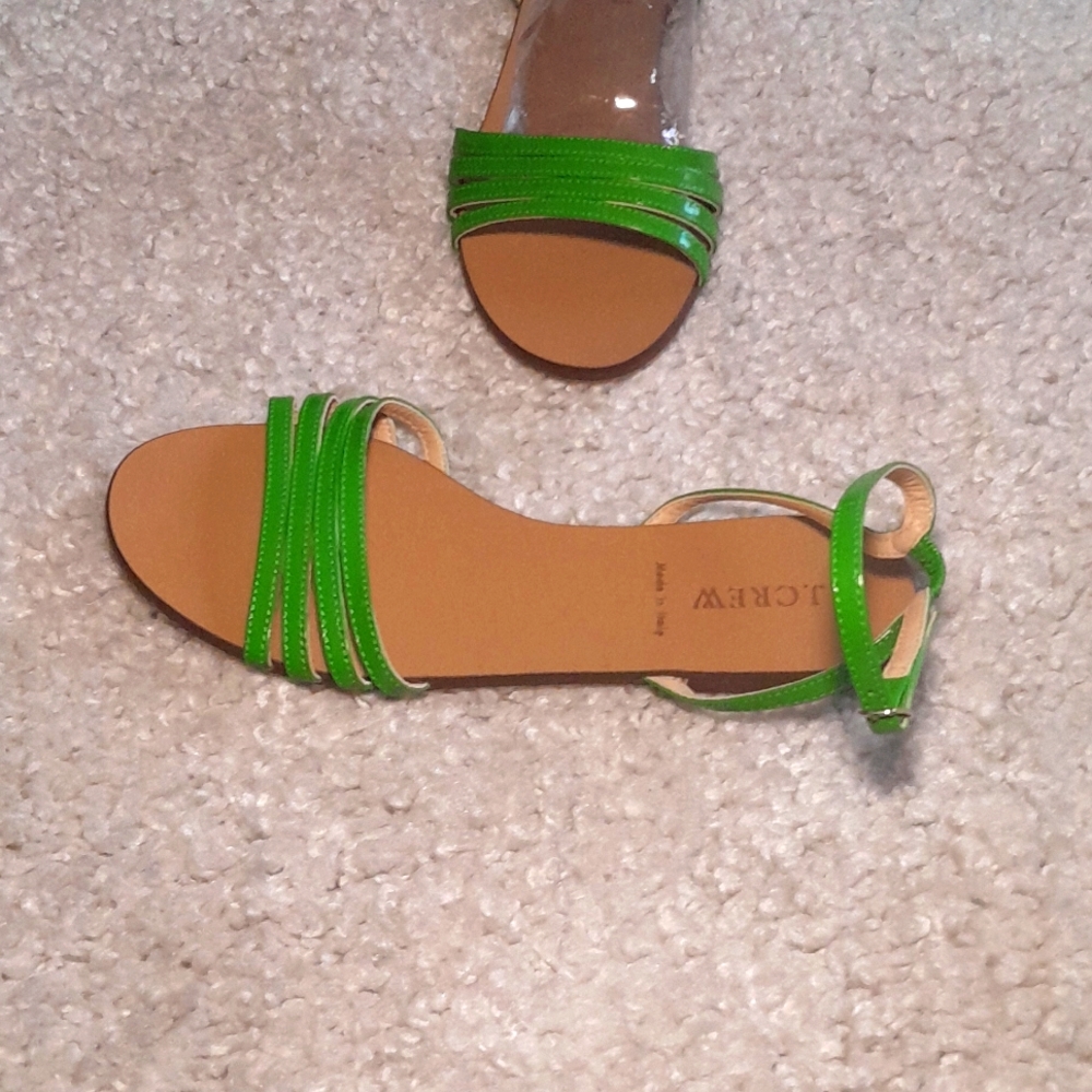 J CREW GREEN PATENT strap Sandals size 8
